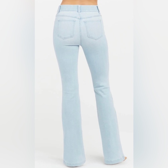 Spanx Flare Jeans women’s size L light wash blue denim - Picture 2 of 5
